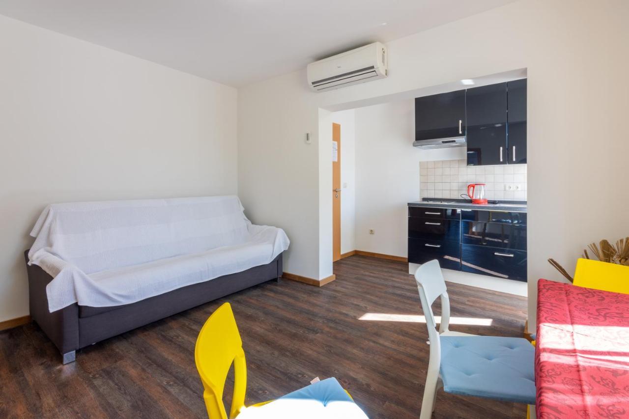 Rimac Apartment And Rooms Novi Vinodolski Exterior foto